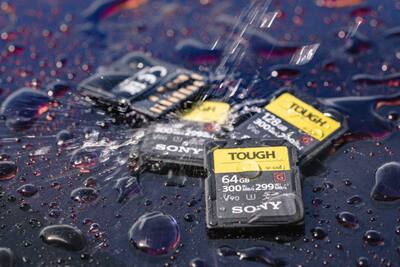 Sony TOUGH G Series 64GB SDXC UHS II Memory Card SFG64T/T1 Sony TOUGH G Series 64GB SDXC UHS II Memory Card SFG64T/T1