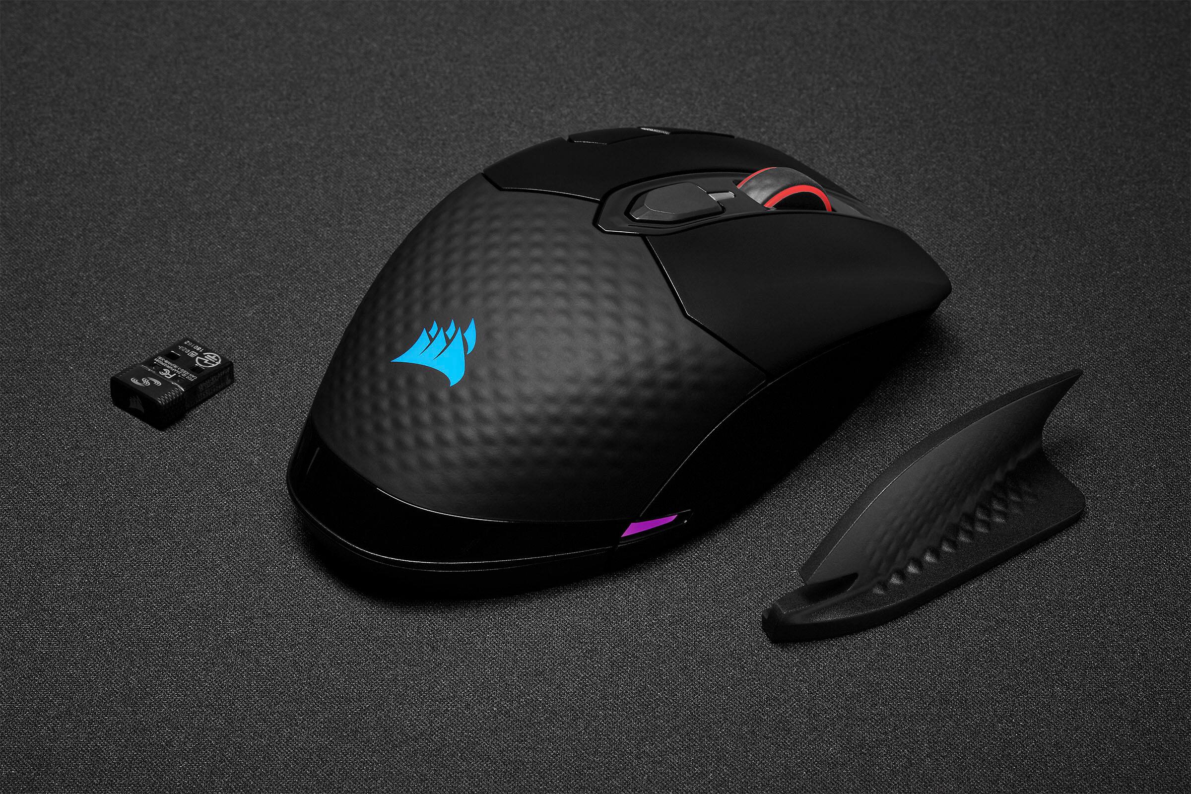 Alt View 18. CORSAIR - DARK CORE RGB PRO SE Wireless Optical Gaming Mouse with Qi Wireless Charging - Black.