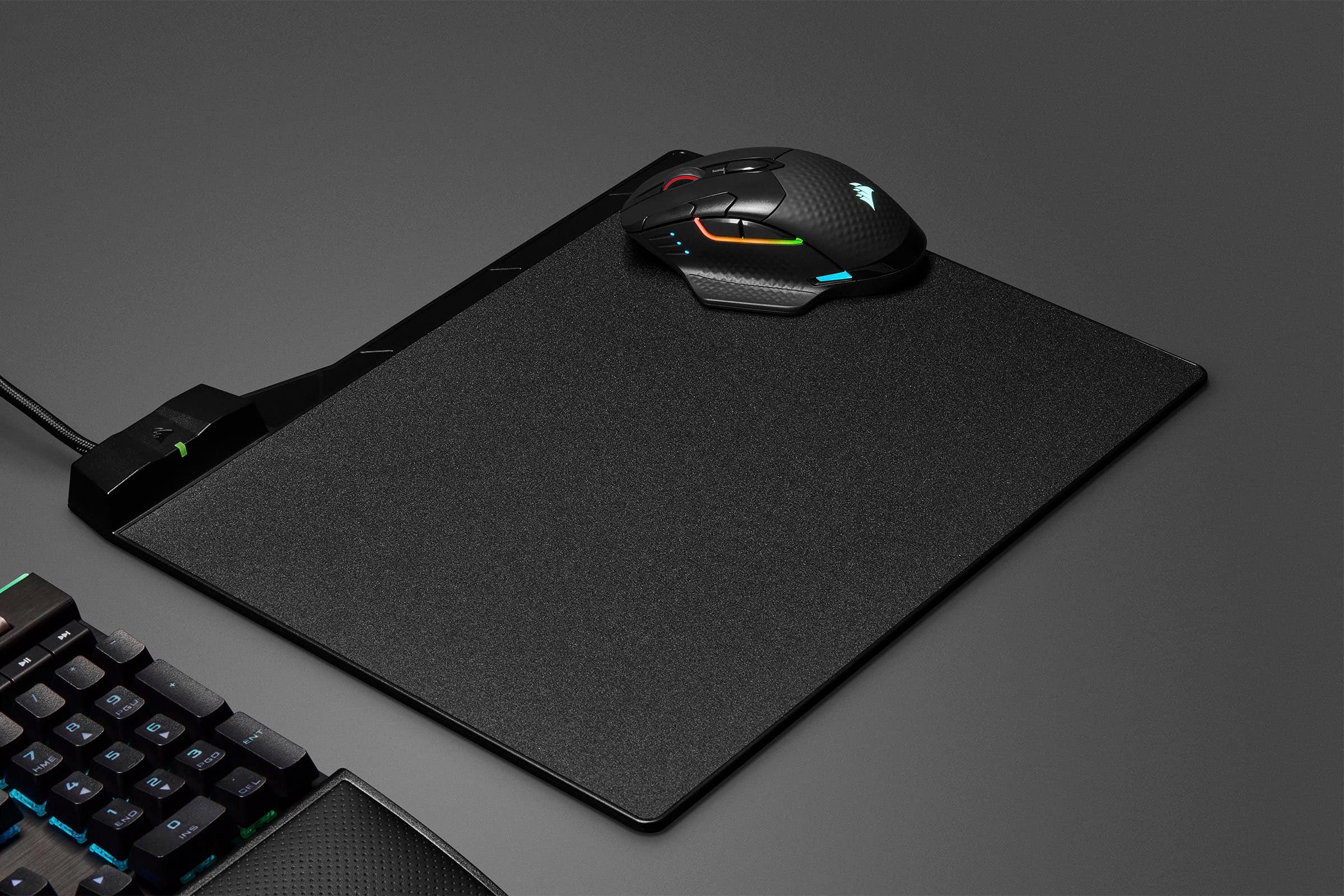 Alt View 22. CORSAIR - DARK CORE RGB PRO SE Wireless Optical Gaming Mouse with Qi Wireless Charging - Black.