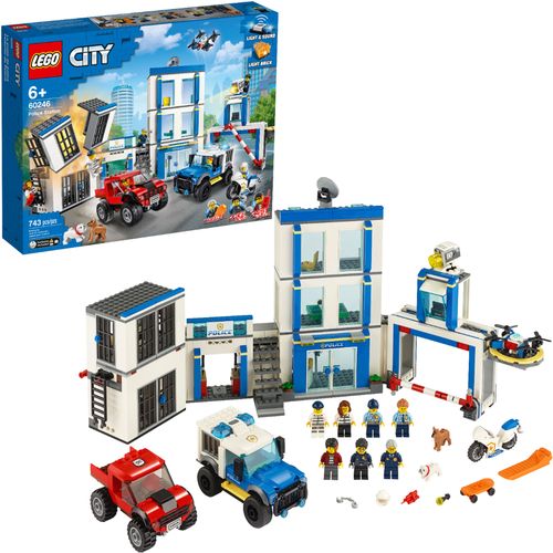 LEGO - City Police Station 60246