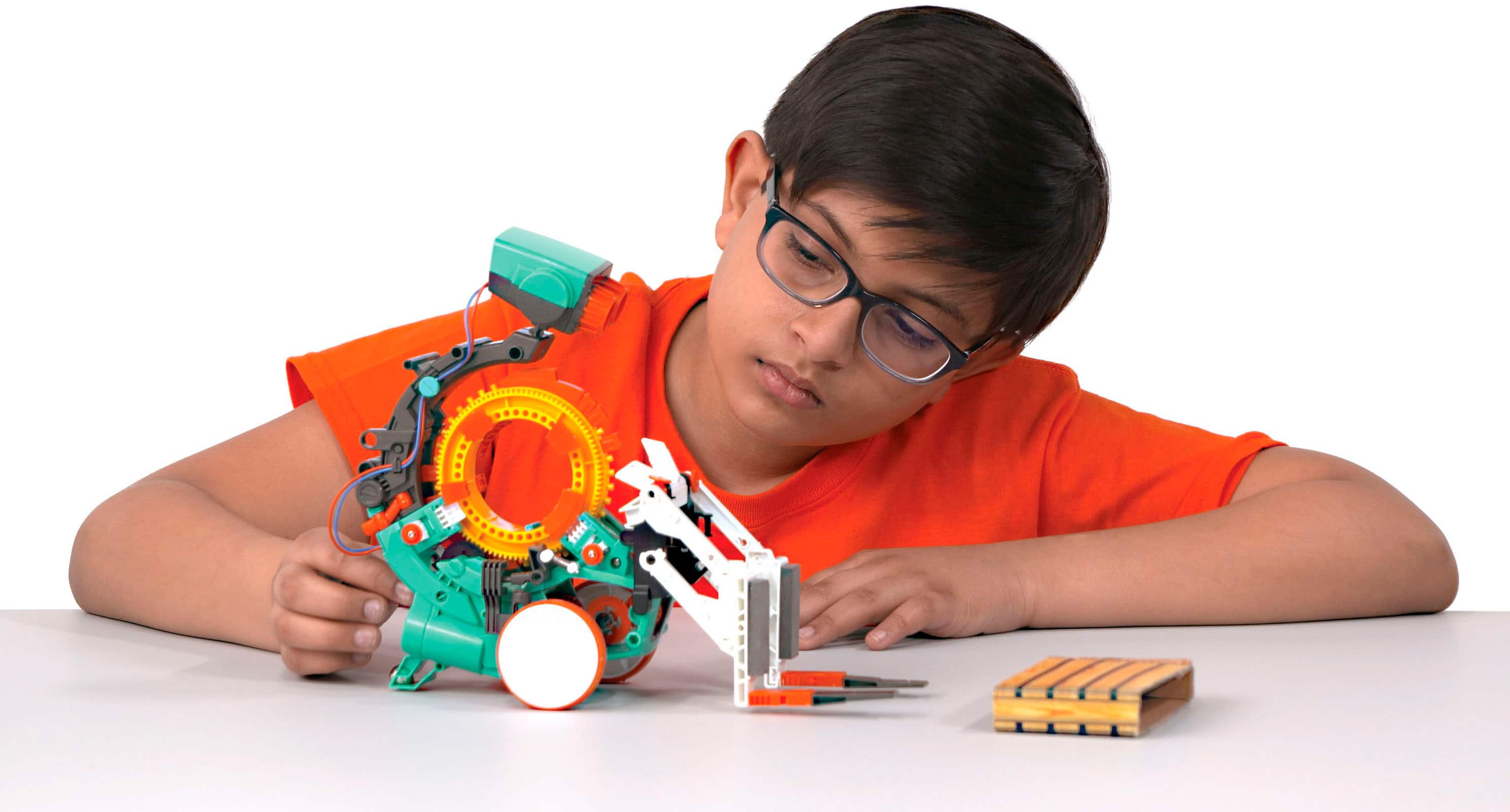 Left. Teach Tech - Mech-5 Mechanical Coding Robot.