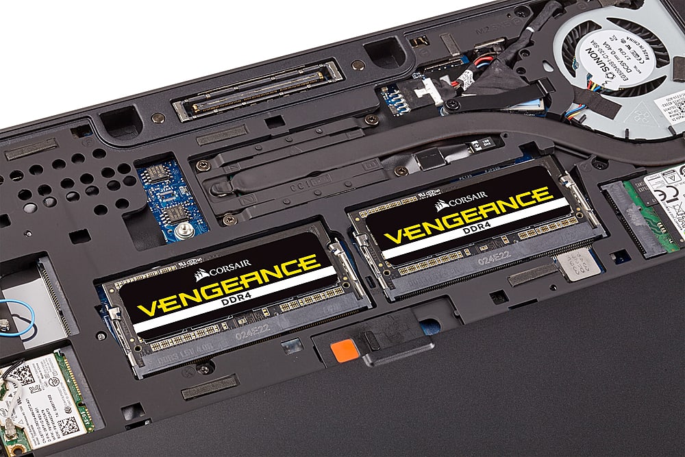 Alt View 14. CORSAIR - VENGEANCE Series 32GB (2x16GB) DDR4 2666MHz C18 SODIMM Laptop Memory - Black.