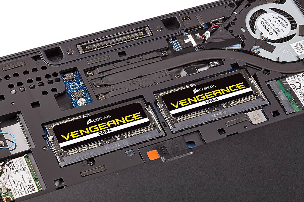 Alt View 14. CORSAIR - VENGEANCE Series 32GB (2x16GB) DDR4 2666MHz C18 SODIMM Laptop Memory - Black.