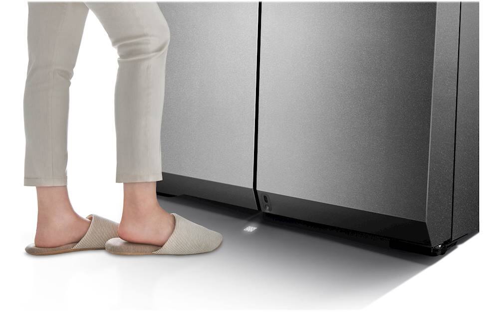 Alt View 16. LG - SIGNATURE 30.8 Cu. Ft. French Door-in-Door Smart Refrigerator with InstaView - Textured Steel.