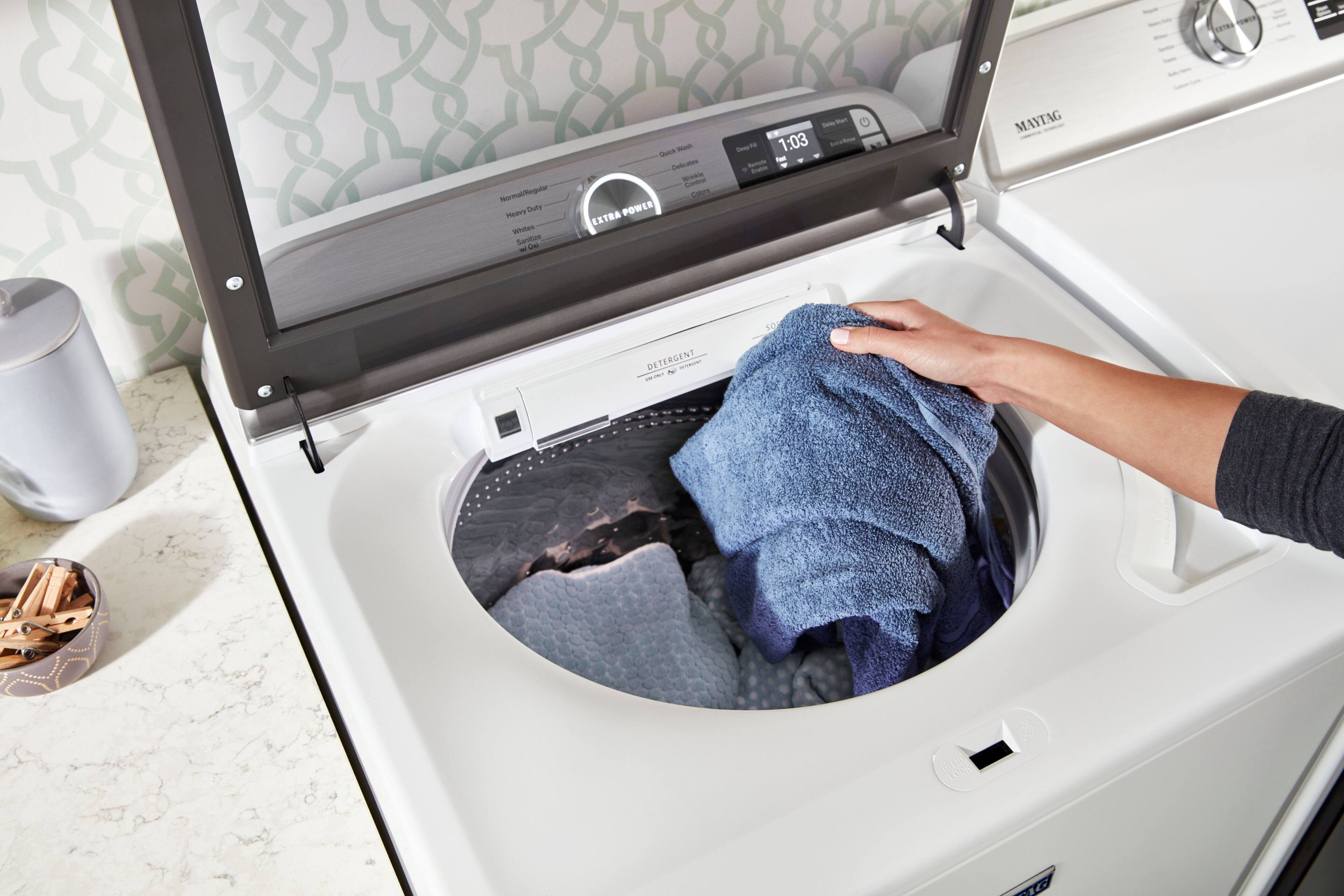 Alt View 20. Maytag - 7.4 Cu. Ft. Smart Gas Dryer with Steam and Extra Power Button - White.