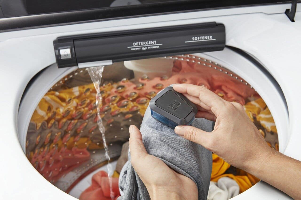 Alt View 18. Whirlpool - 4.7 Cu. Ft. Top Load Washer with Pretreat Station - White.