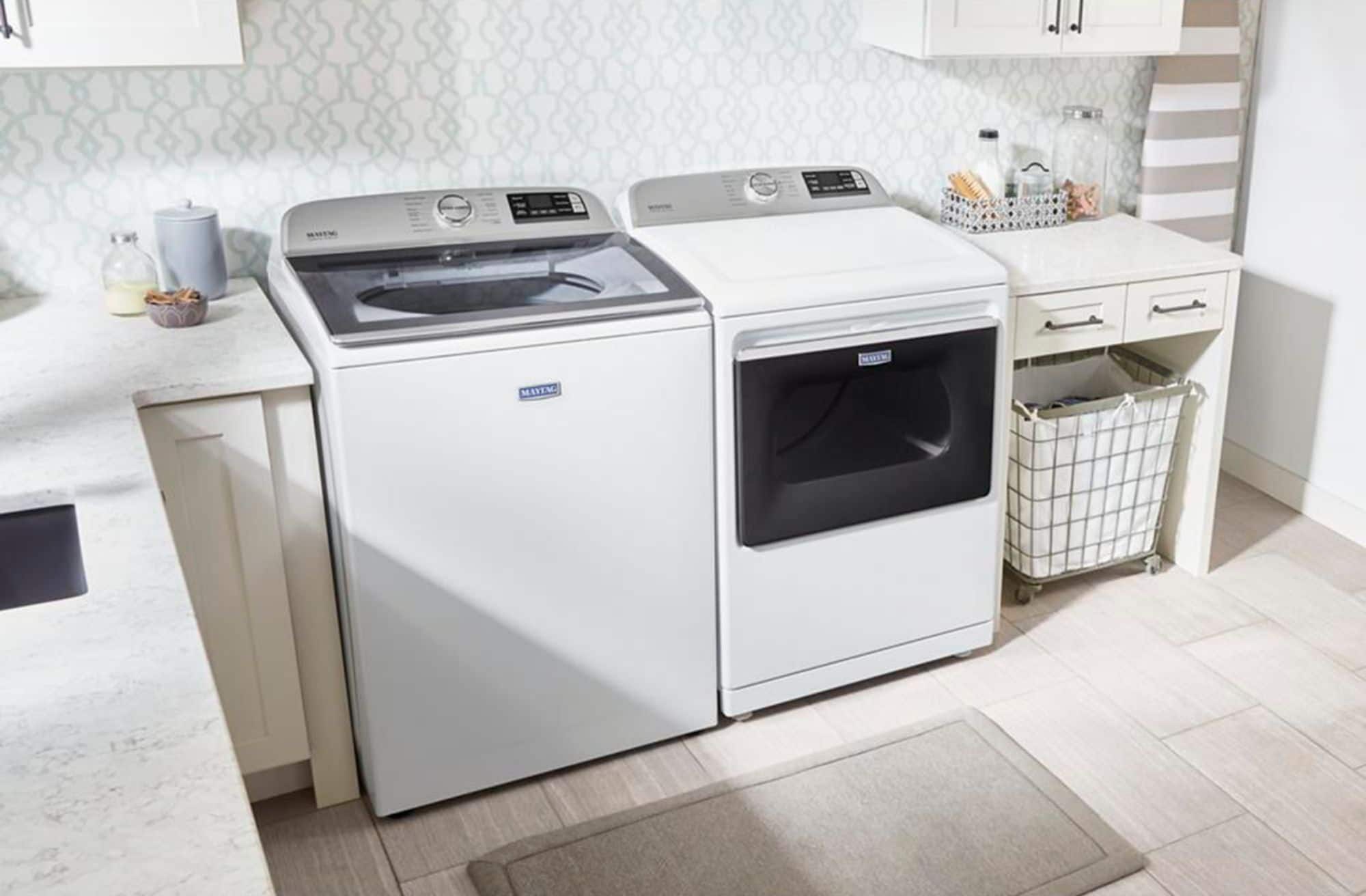 Alt View 17. Maytag - 5.2 Cu. Ft. High Efficiency Smart Top Load Washer with Extra Power Button - White.