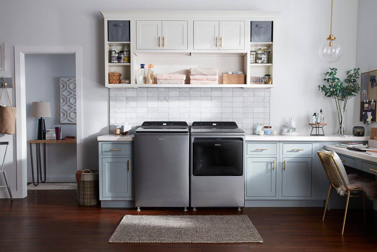 Alt View 21. Whirlpool - 7.4 Cu. Ft. Smart Electric Dryer with AccuDry Sensor Drying Technology - Chrome Shadow.