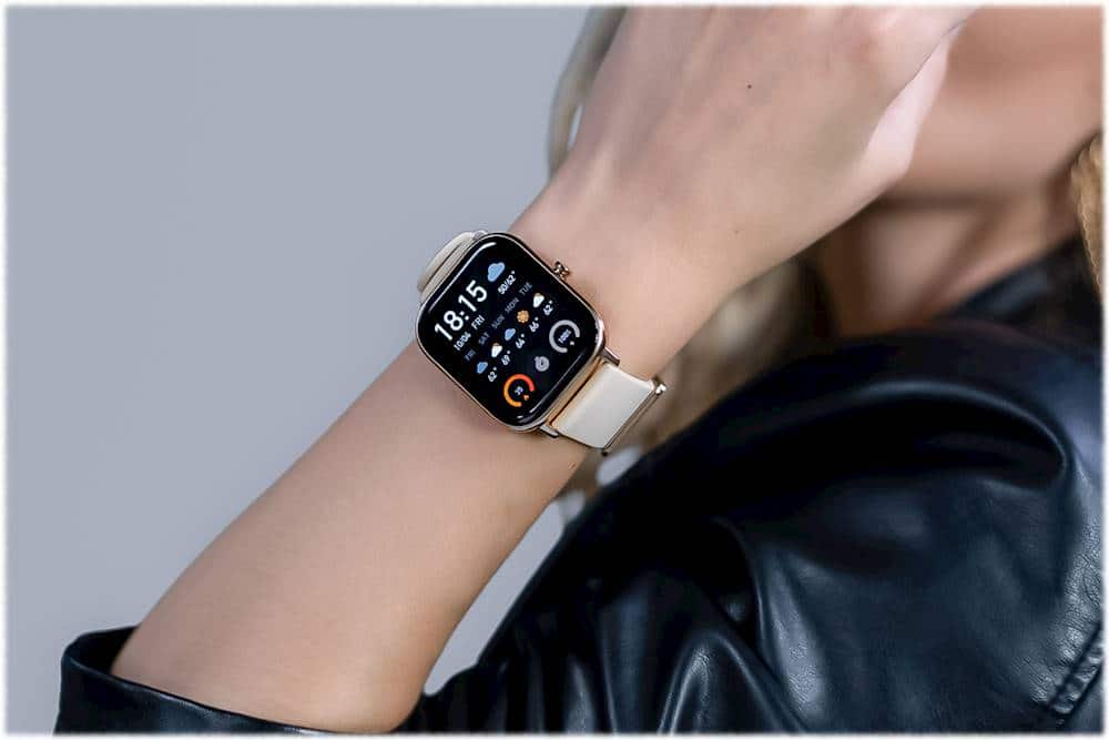 Alt View 21. Amazfit - GTS Smartwatch Aluminum 41.9mm - Desert Gold With Silicone Band.