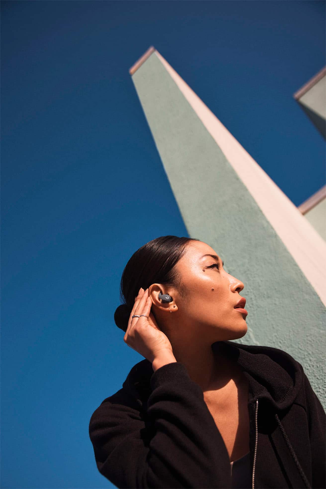 Alt View 32. Beats - Beats Fit Pro True Wireless Noise Cancelling In-Ear Earbuds - Sage Gray.