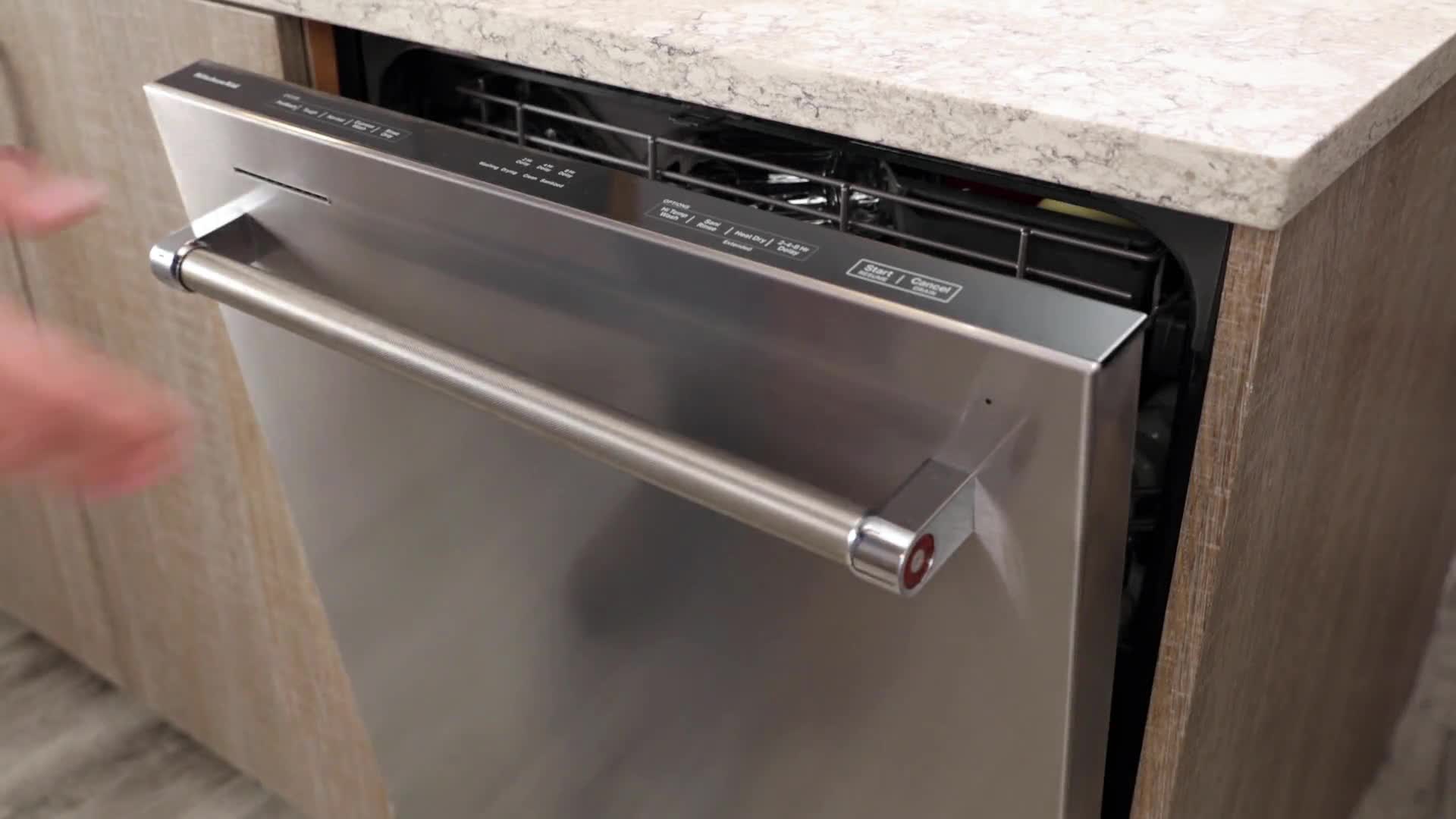 KitchenAid 24" Top Control BuiltIn Dishwasher with Stainless Steel Tub