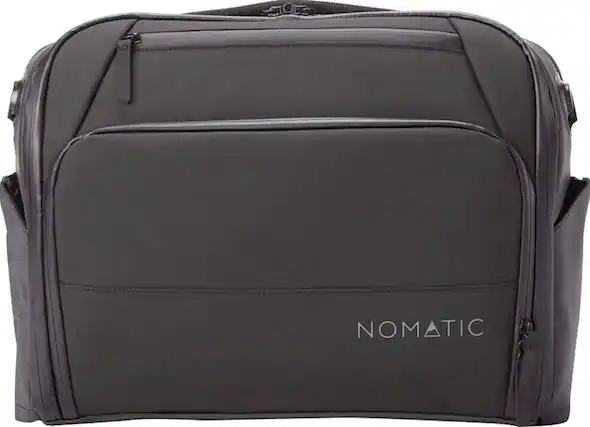Front. Nomatic - Messenger Bag - Black.