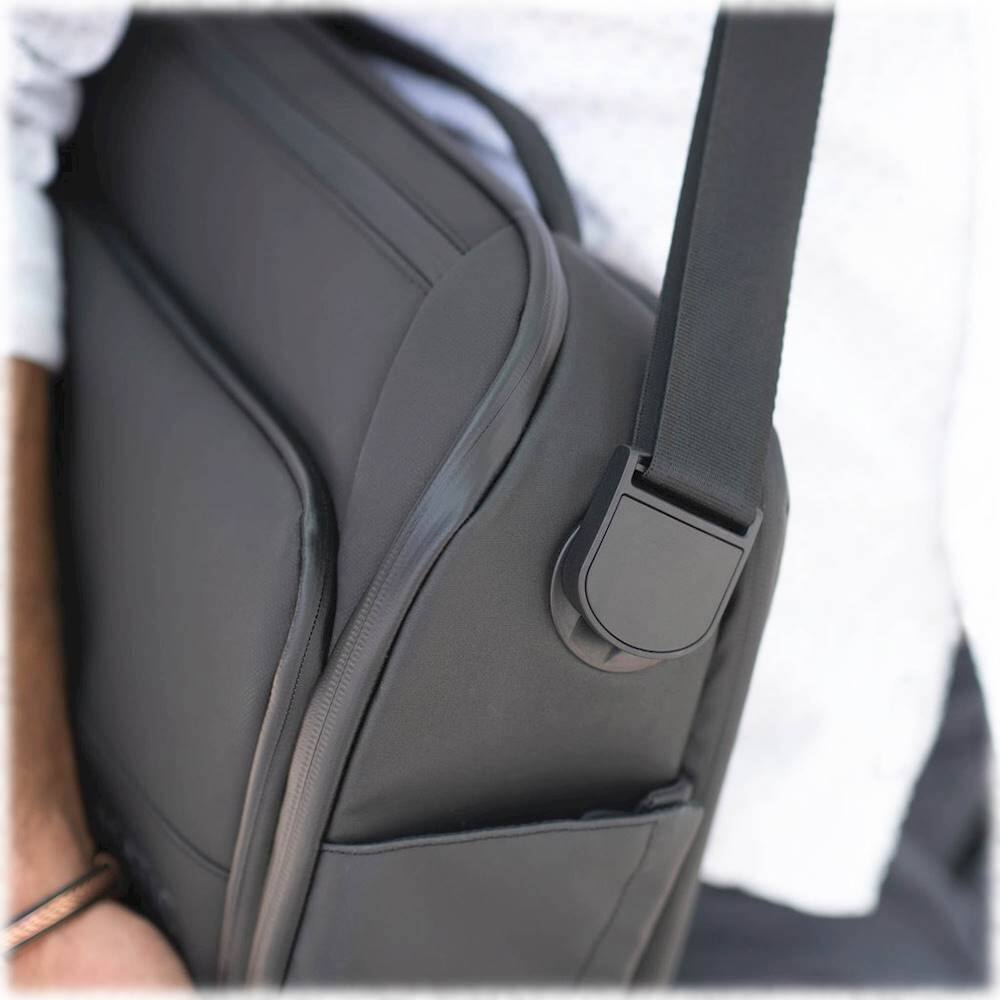 Alt View 15. Nomatic - Messenger Bag - Black.