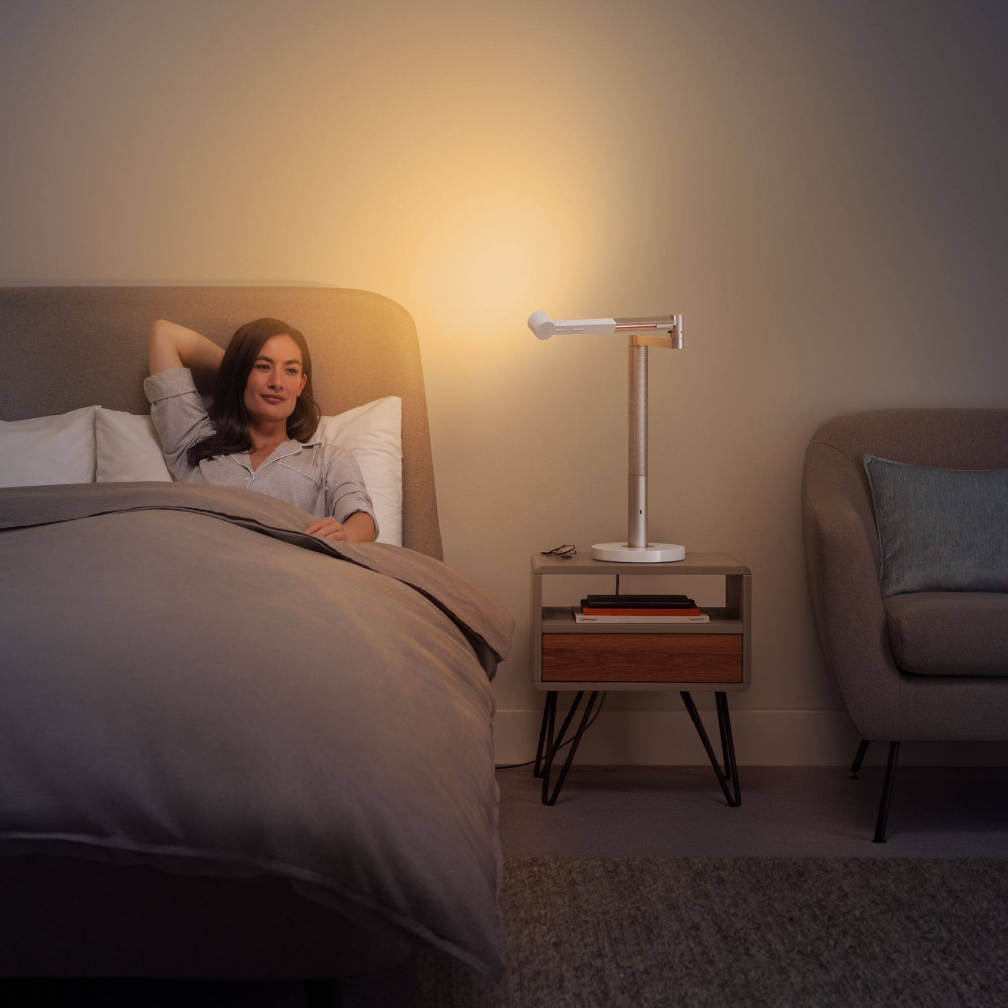 Alt View 14. Dyson - Solarcycle Morph Desk Light - Black/Black.