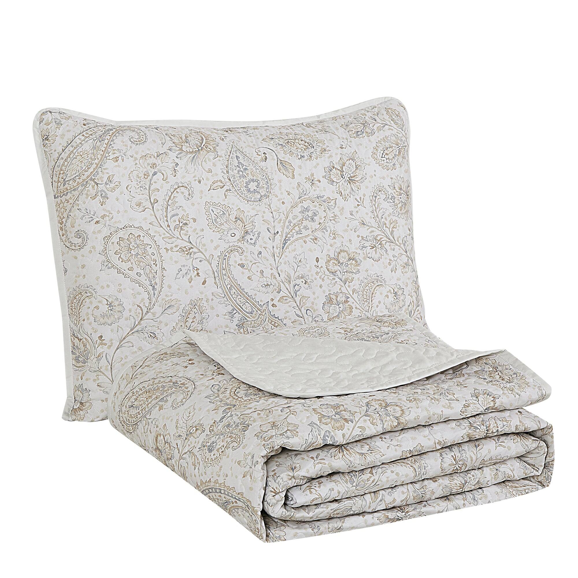 Alt View 1. MarCielo - MarCielo 3 Piece Lightweight Quilt Bedspread Set Reversible Floral Botanical - Beige Paisley.