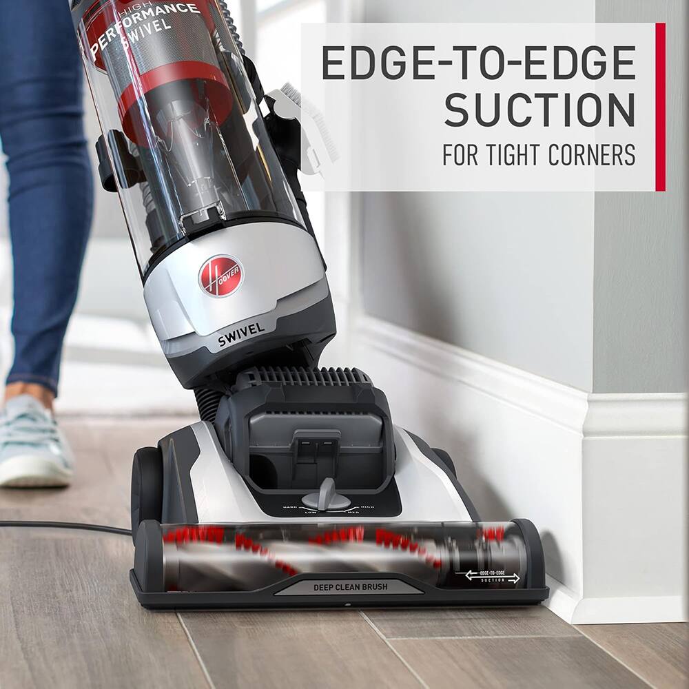 HIGH PERFORMANCE SWIVEL
EDGE-TO-EDGE SUCTION FOR TIGHT CORNERS
DEEP CLEAN BRUSH