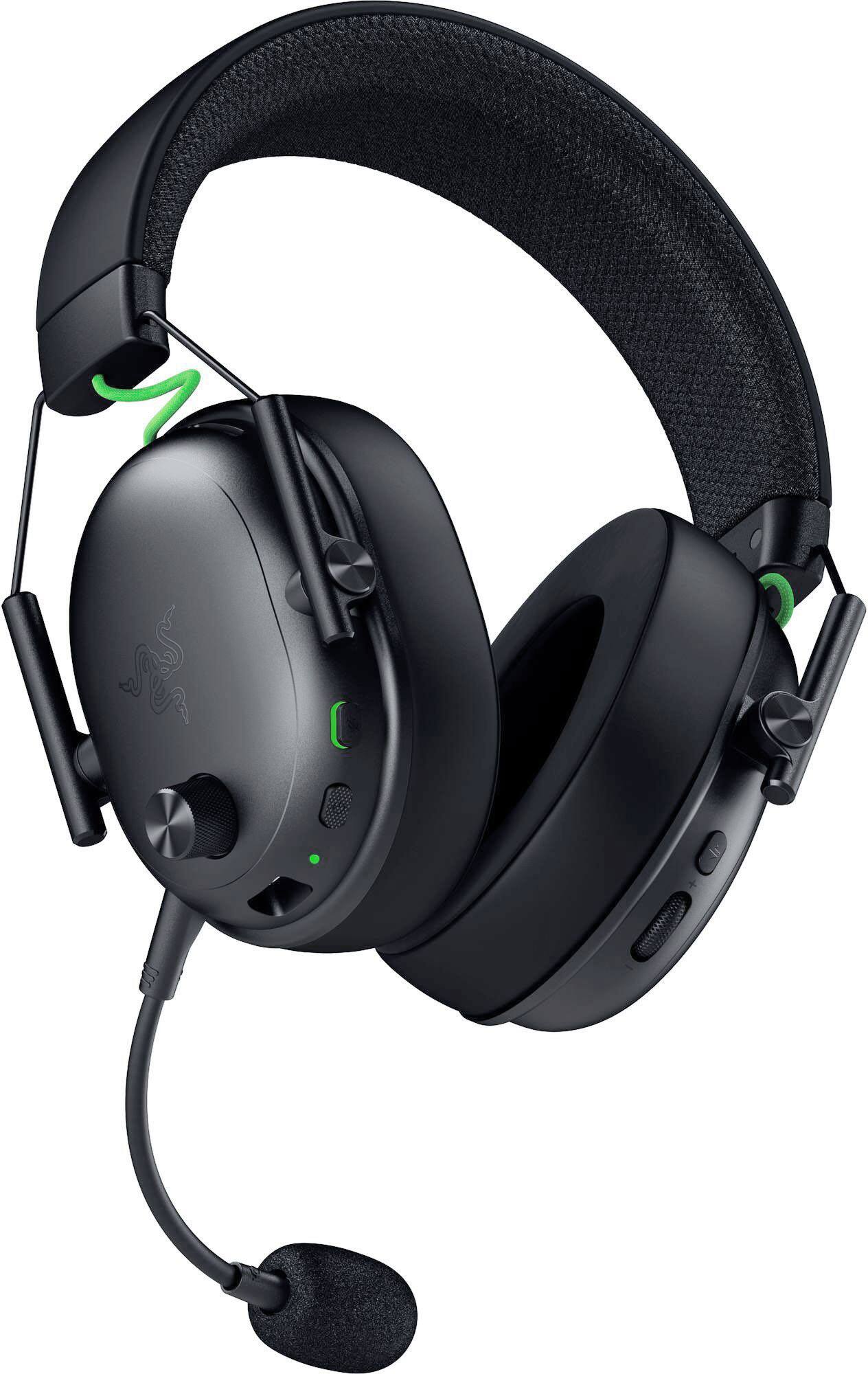 Alt View 4. Razer - BlackShark V3 Wireless Over-the-Ear Gaming Headset for Xbox, PC, Mac, Playstation, Nintendo Switch, Smartphone - Black.