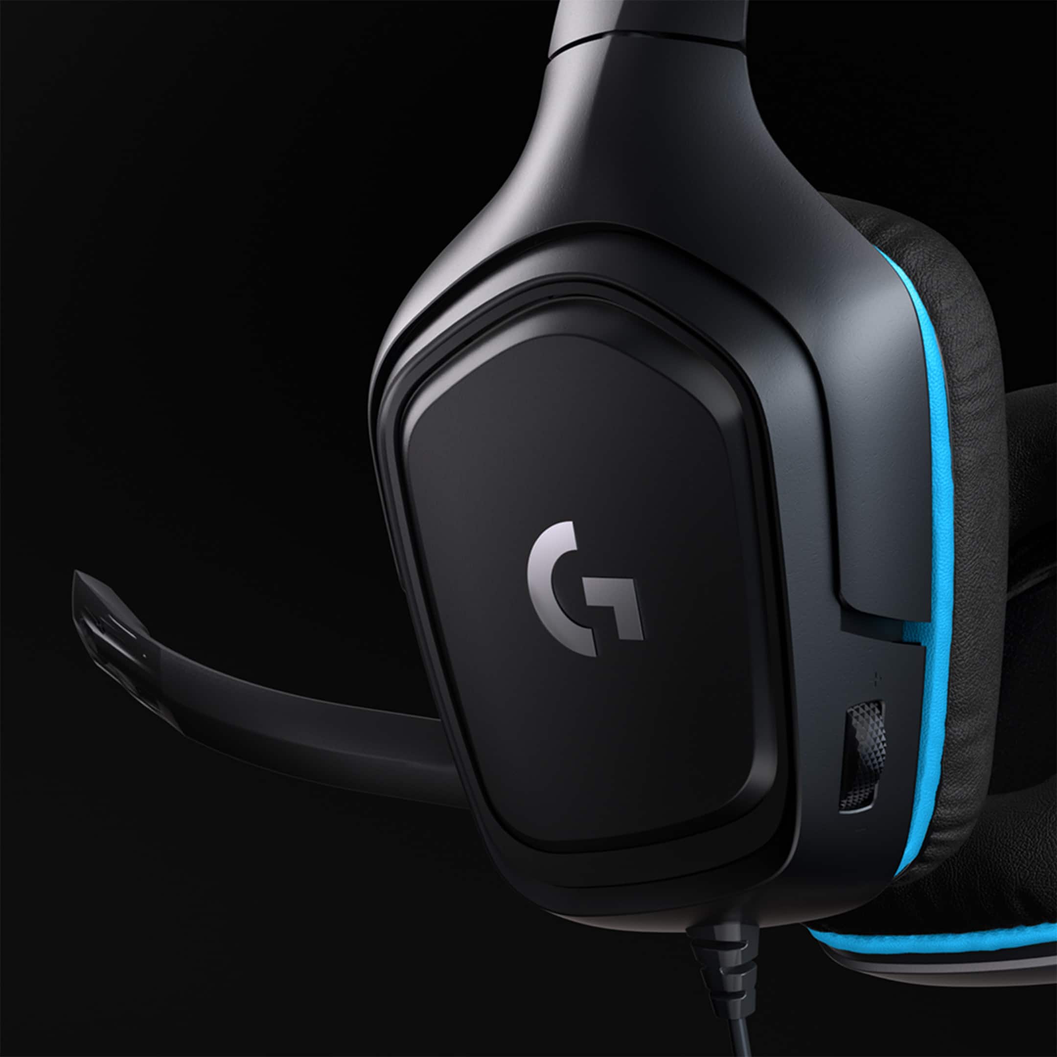 Alt View 5. Logitech - G432 Wired Over-the-Ear Gaming Headset for Windows - Black/Blue.