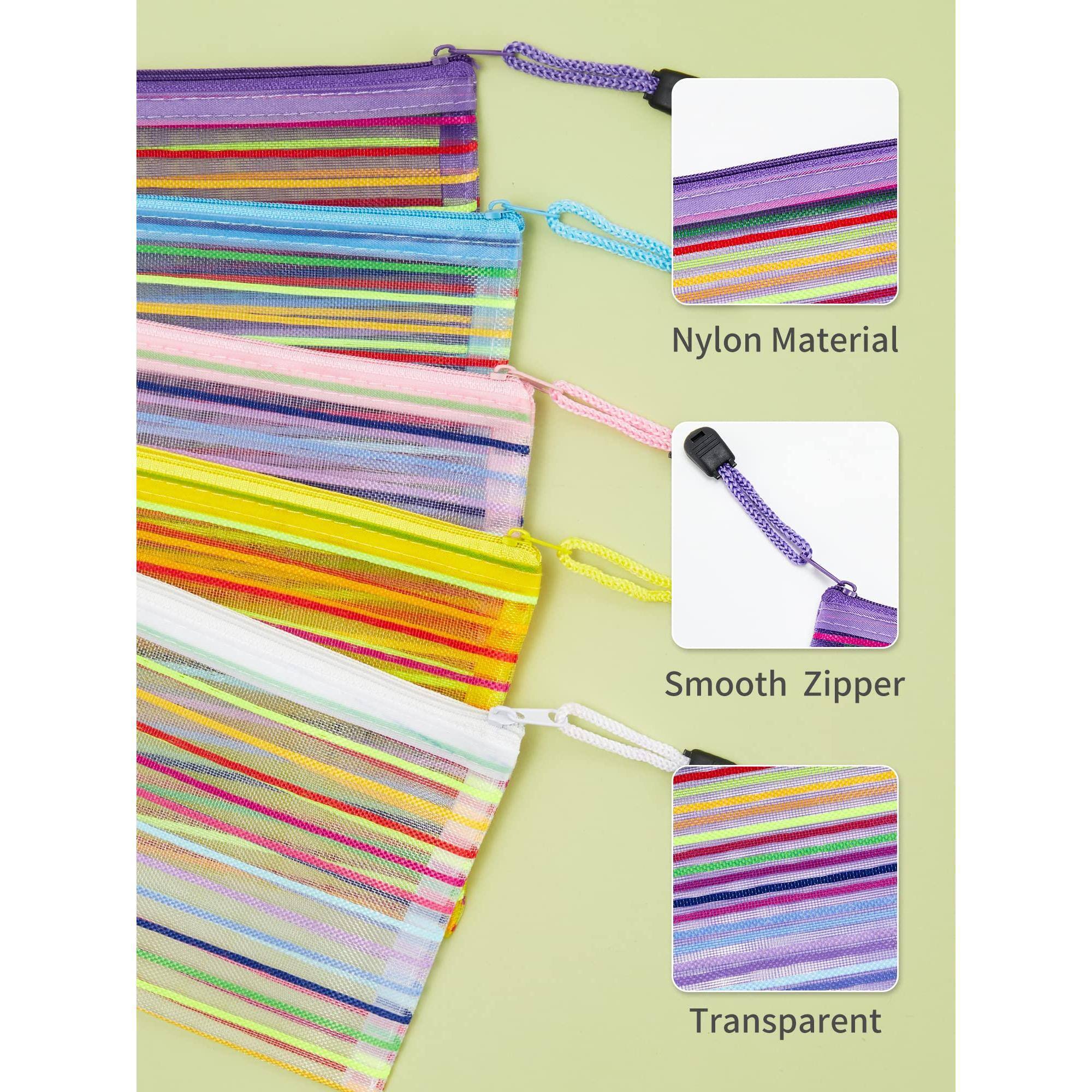 Nylon Material  
Smooth Zipper  
Transparent