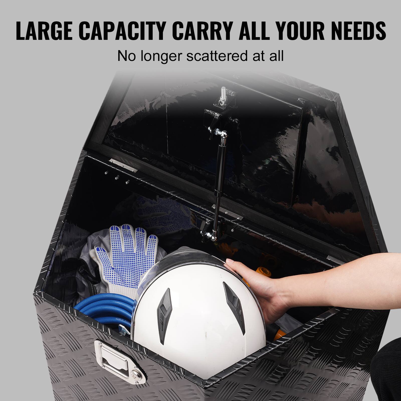 LARGE CAPACITY CARRY ALL YOUR NEEDS  
No longer scattered at all