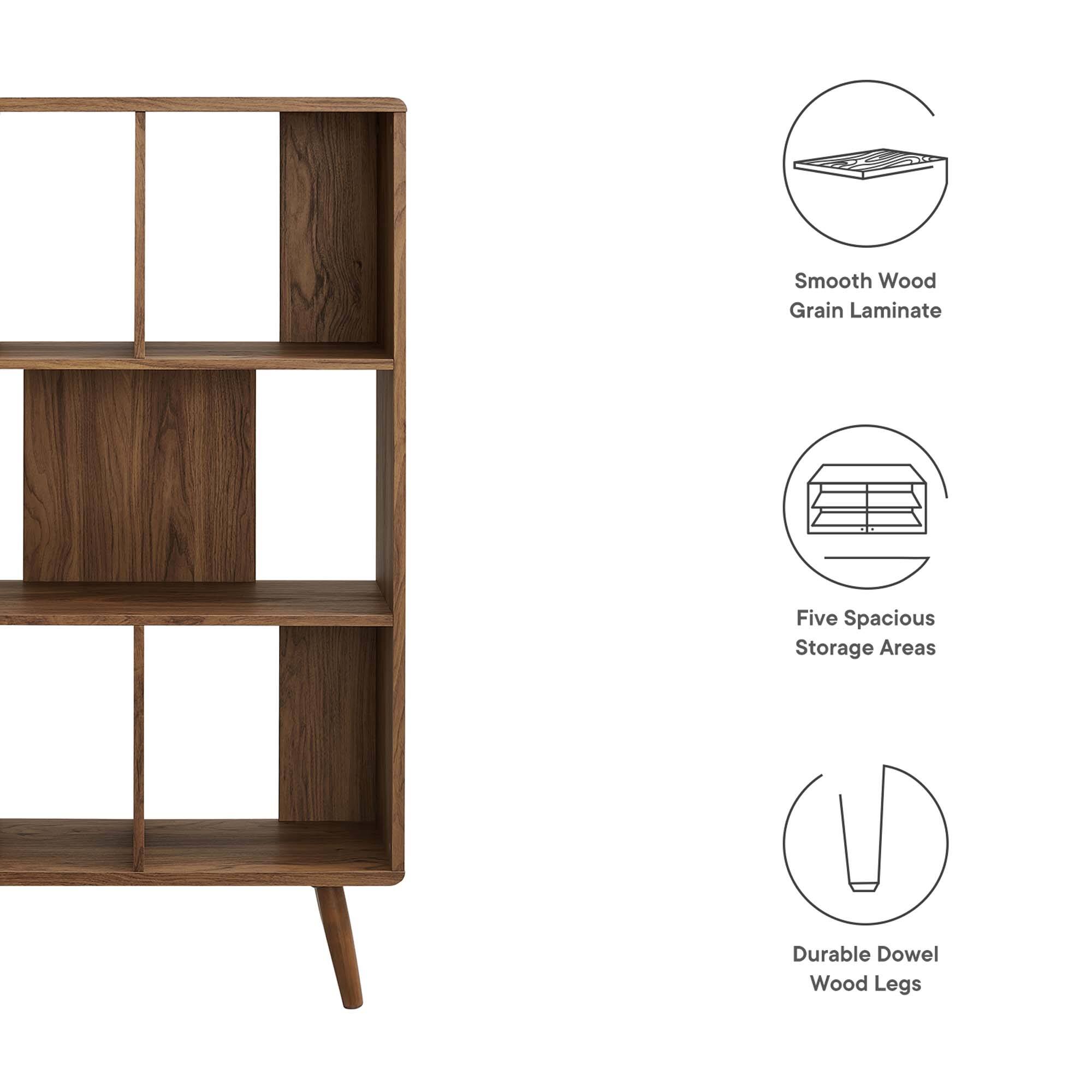 Smooth Wood Grain Laminate  
Five Spacious Storage Areas  
Durable Dowel Wood Legs