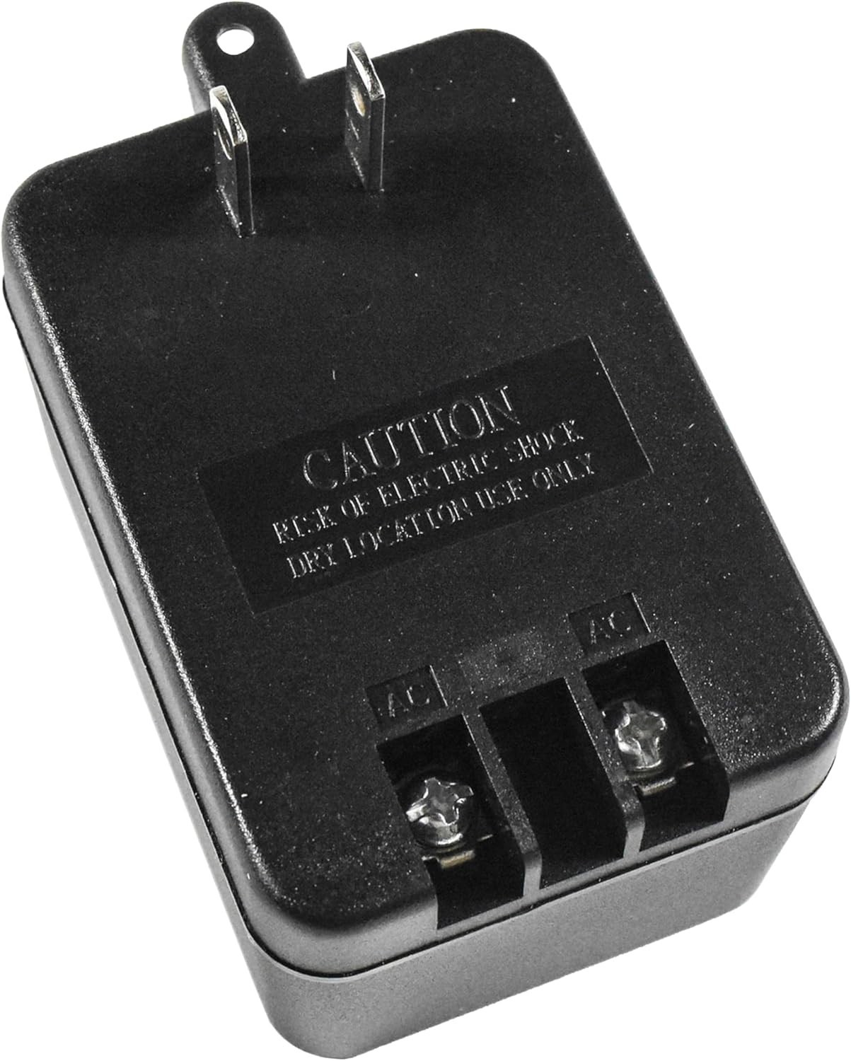 CAUTION  
RISK OF ELECTRIC SHOCK  
ONLY FOR USE IN DRY LOCATIONS