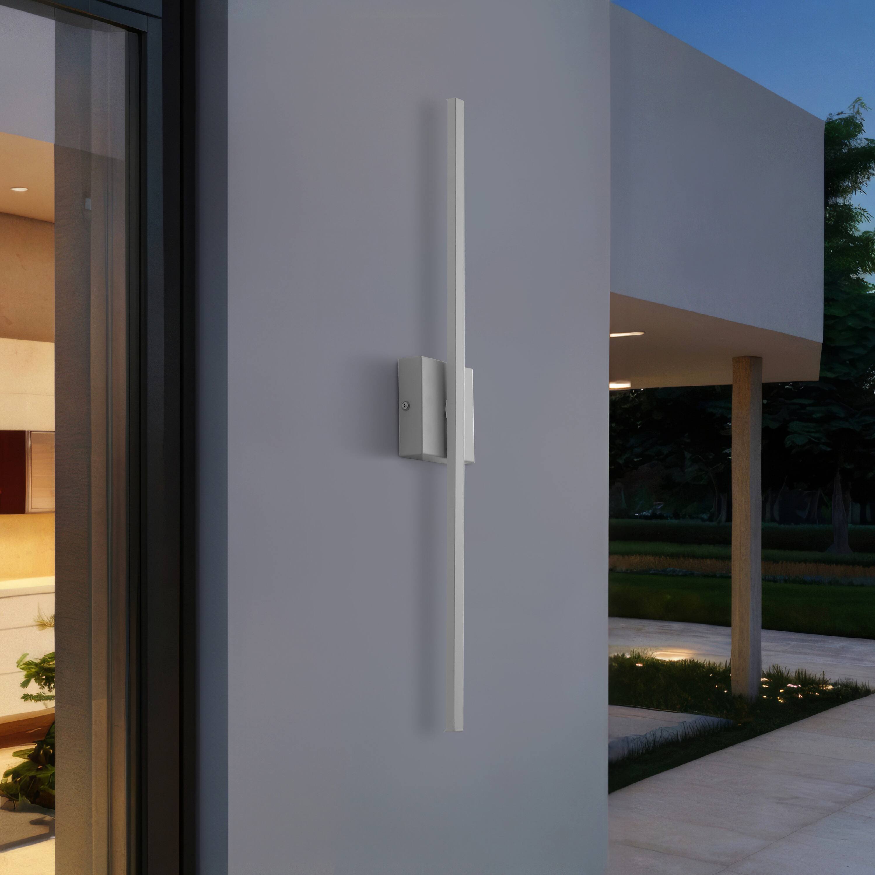 Alt View 9. Jonathan Y - Vara 28" Linear Indoor/Outdoor IP65 Waterproof Metal 350-Degree Rotatable Dimmable Integrated LED Wall Sconce, White - White.