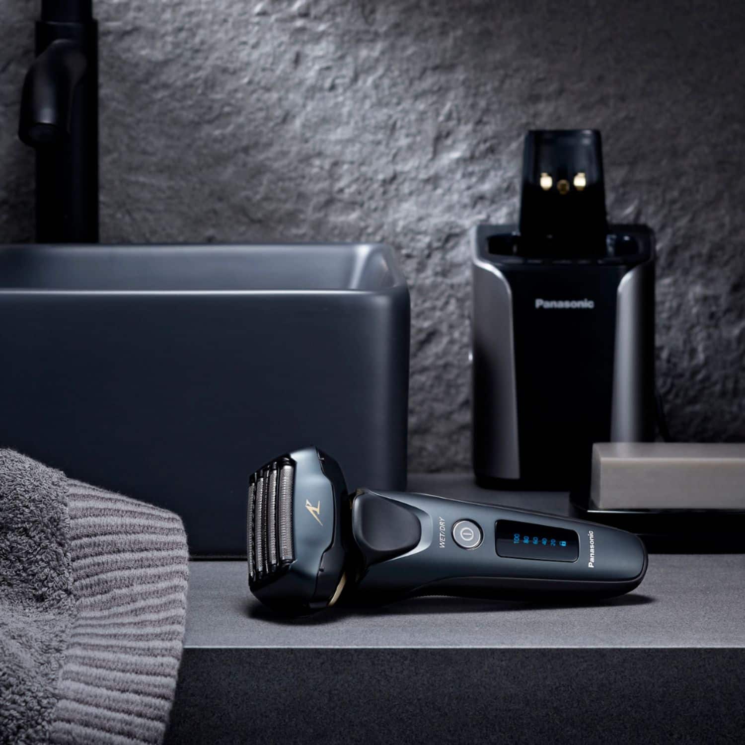 Alt View 11. Panasonic - Arc5 Wet/Dry Electric Shaver - Matte Black.