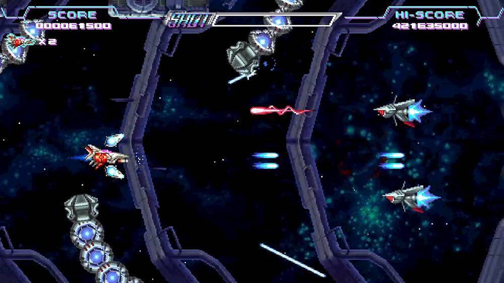 The image shows a video game with a score of 21635000 displayed. The game is set in space, with several spaceships visible in the scene. The game appears to be a space shooter, with the player controlling a spaceship that is shooting at other spaceships. The objective is likely to destroy the enemy spaceships and progress through the game.