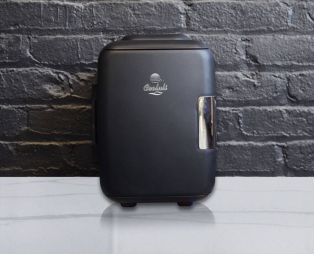 Alt View Zoom 20. Cooluli - Classic 0.1 Cu. Ft. Mini Fridge - Black.