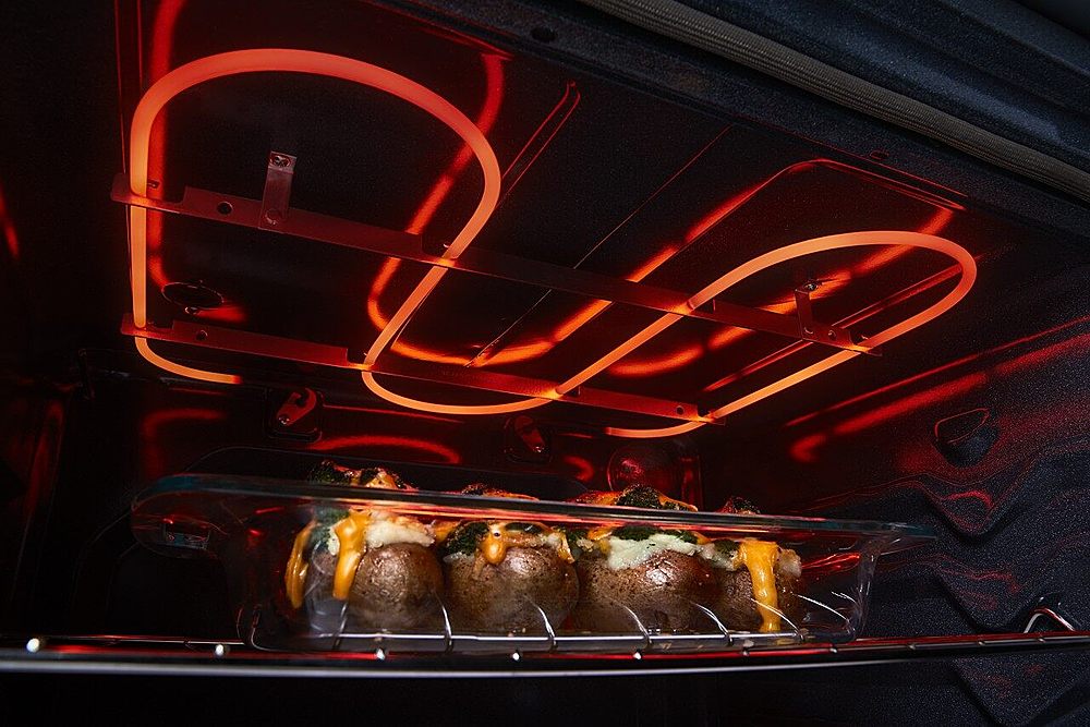 Alt View 18. Whirlpool - 4.8 Cu. Ft. Freestanding Electric Range with Keep Warm Setting - White.