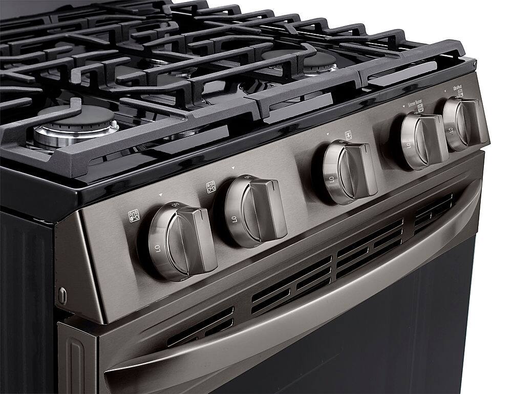 Alt View 28. LG - 5.8 Cu. Ft. Smart Freestanding Gas True Convection Range with EasyClean and AirFry - PrintProof Black Stainless Steel.