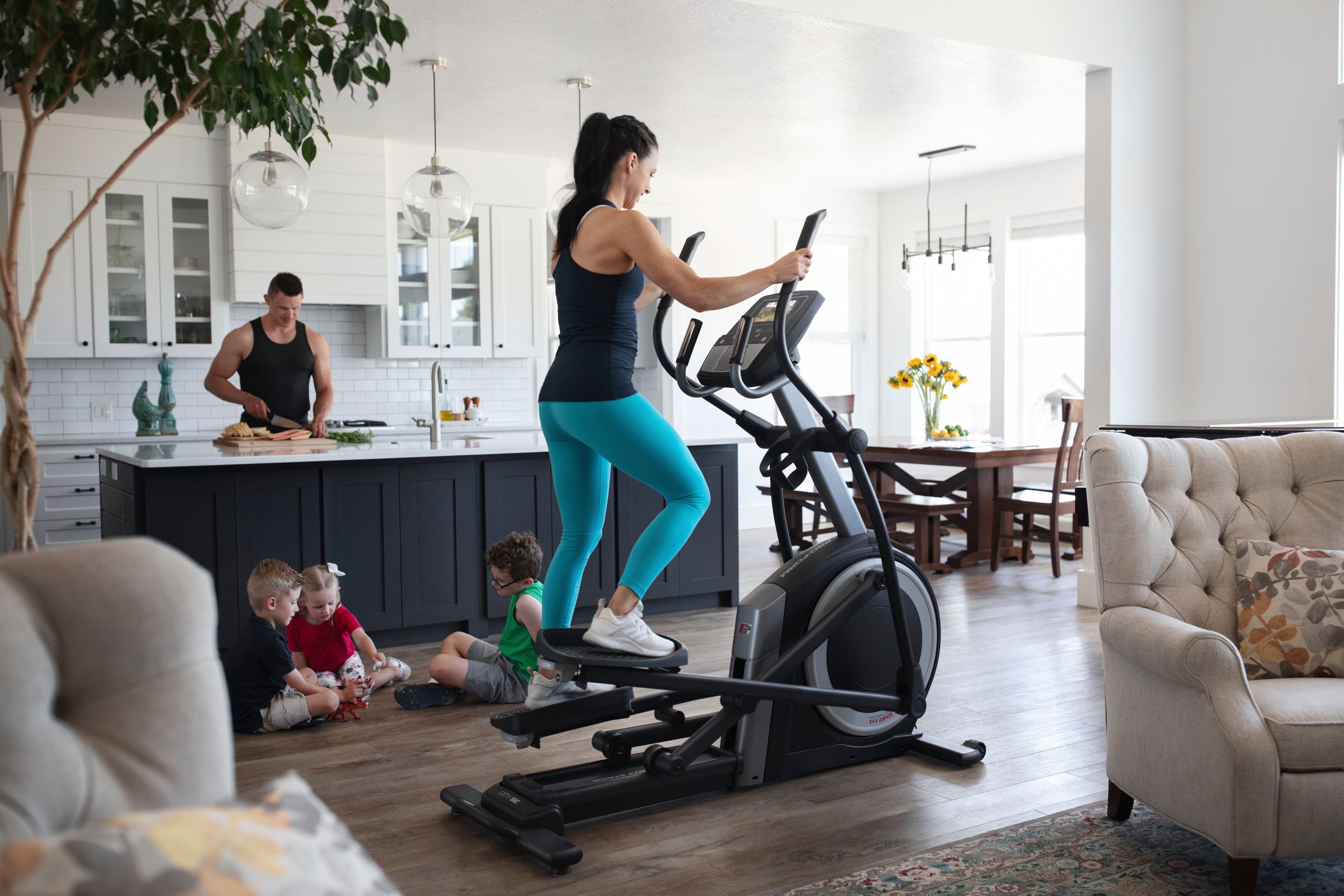 Alt View 24. ProForm - Carbon E7 - Black.