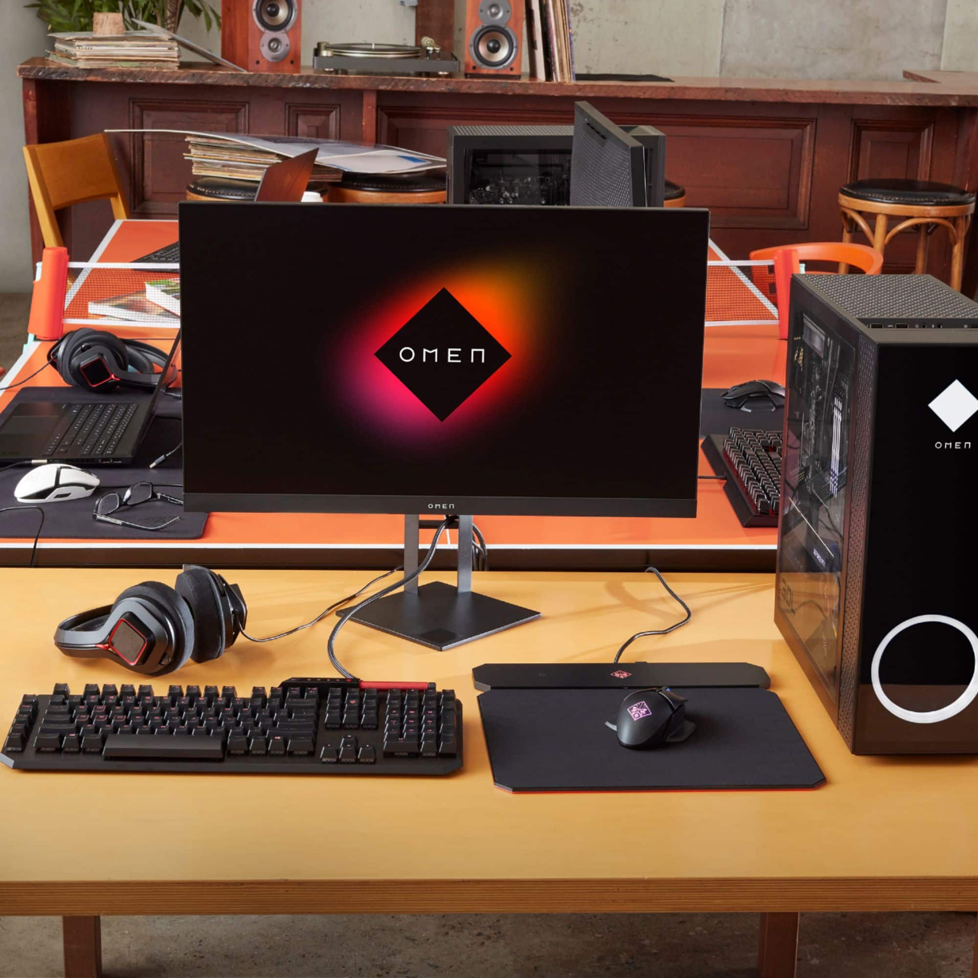 Alt View 17. HP OMEN - 30L Gaming Desktop - AMD Ryzen 7-Series - 3700X - 16GB Memory - NVIDIA GeForce RTX 2060 - 1TB HDD + 256GB SSD.