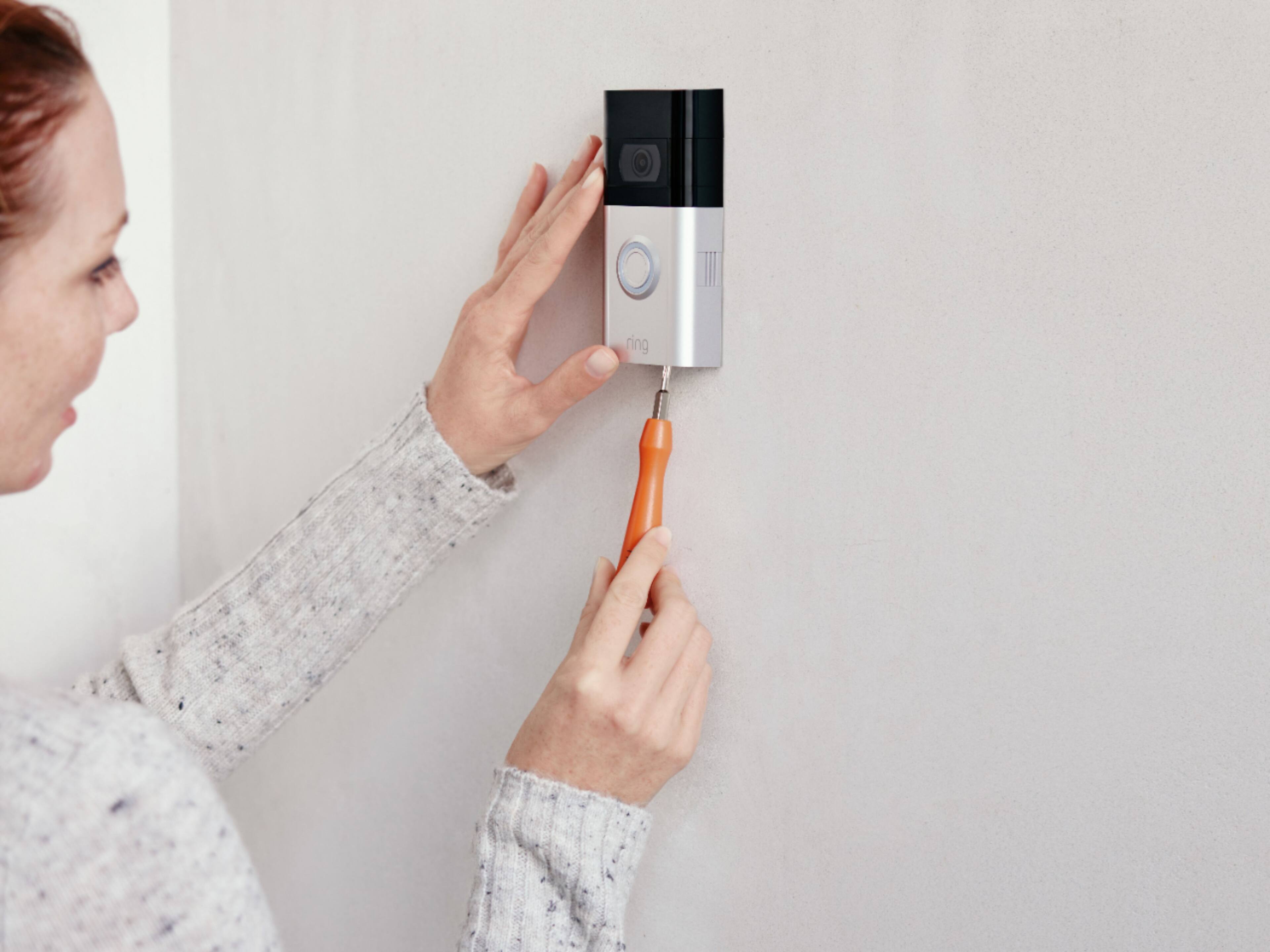 Alt View 18. Ring - Video Doorbell 3 - Satin Nickel.