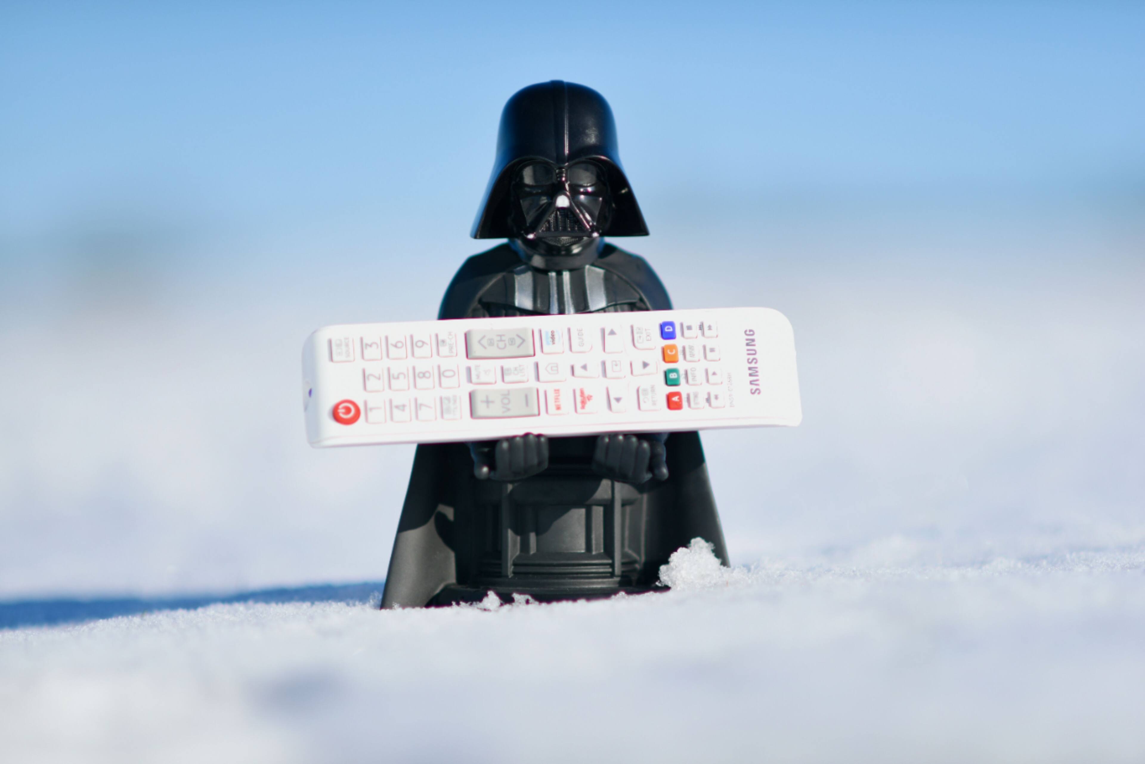 Cable Guy Star Wars Sith Lord Darth Vader 8 inch Phone and Controller ...