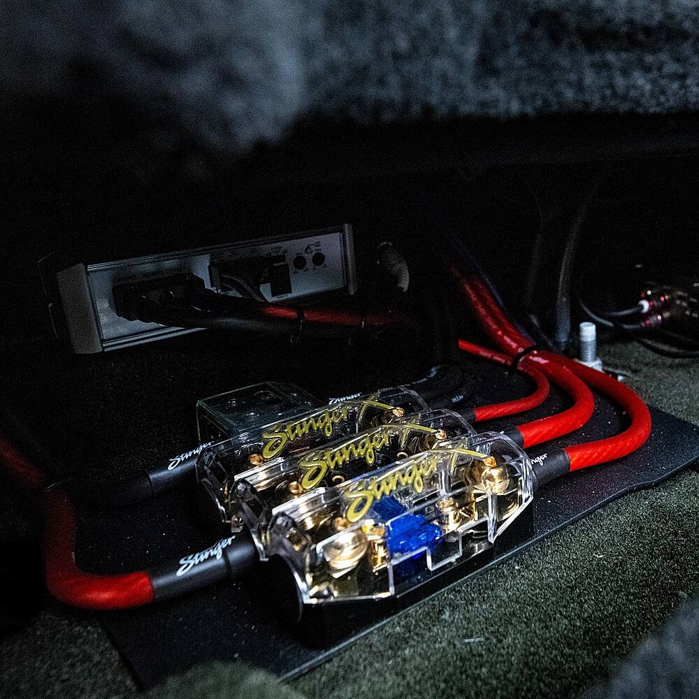 Alt View 16. Stinger - XLINK Linkable Fused Distribution Block - Black.