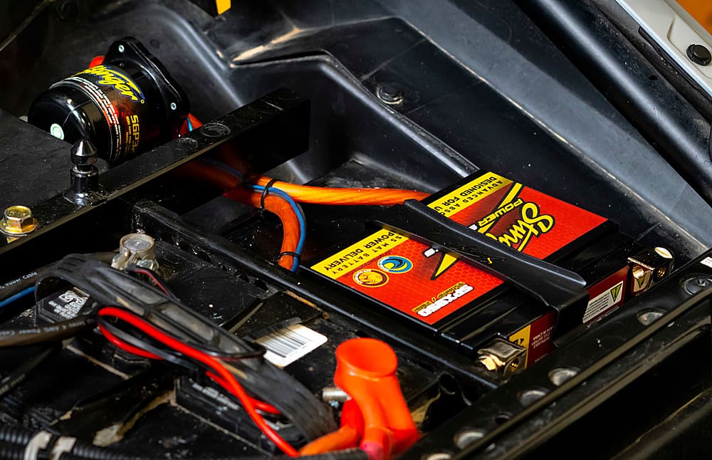 Alt View 15. Stinger - 200-Amp Battery Relay and Isolator - Red/Black.