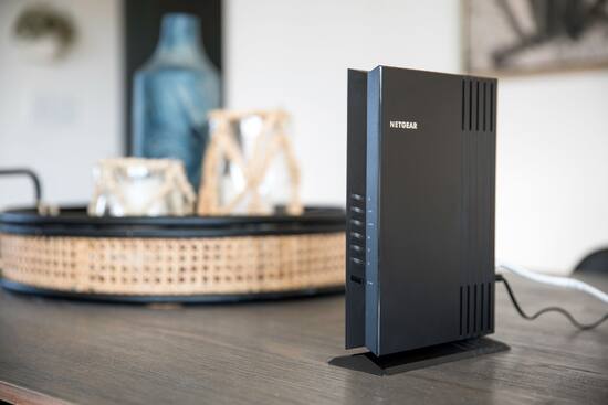 Alt View Zoom 14. NETGEAR - EAX20 AX1800 Wi-Fi 6 Mesh Desktop Range Extender and Signal Booster.