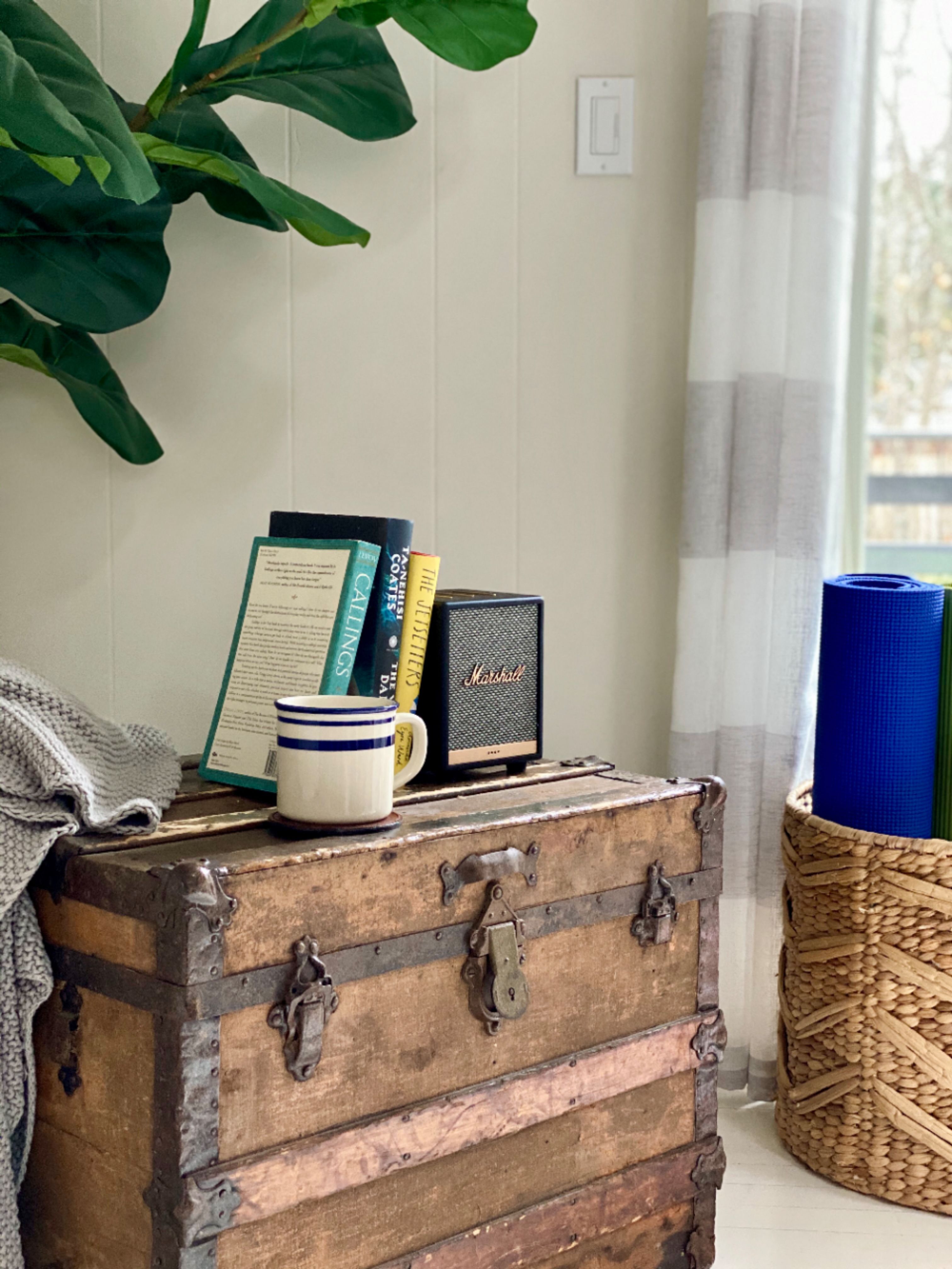 Amazon Buy: Uxbridge Speaker Best Marshall Smart Alexa with 1005605 Black