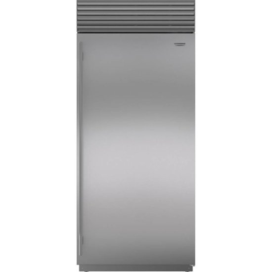 SubZero Classic 22.6 Cu. Ft. Upright WiFi Freezer with Interior Light