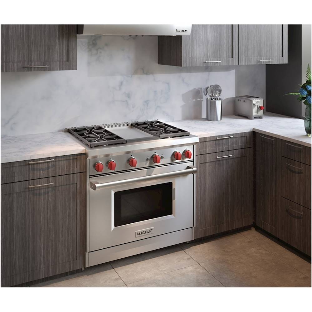 Wolf 36-inch Freestanding Gas Range with Infrared Griddle GR364G-LP