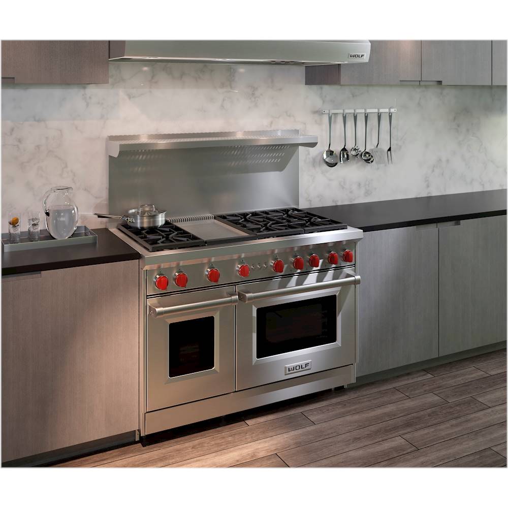 Best Buy: Wolf 4.5 Cu. Ft. Freestanding Double Oven Gas Convection Range  with Infrared Griddle GR486G