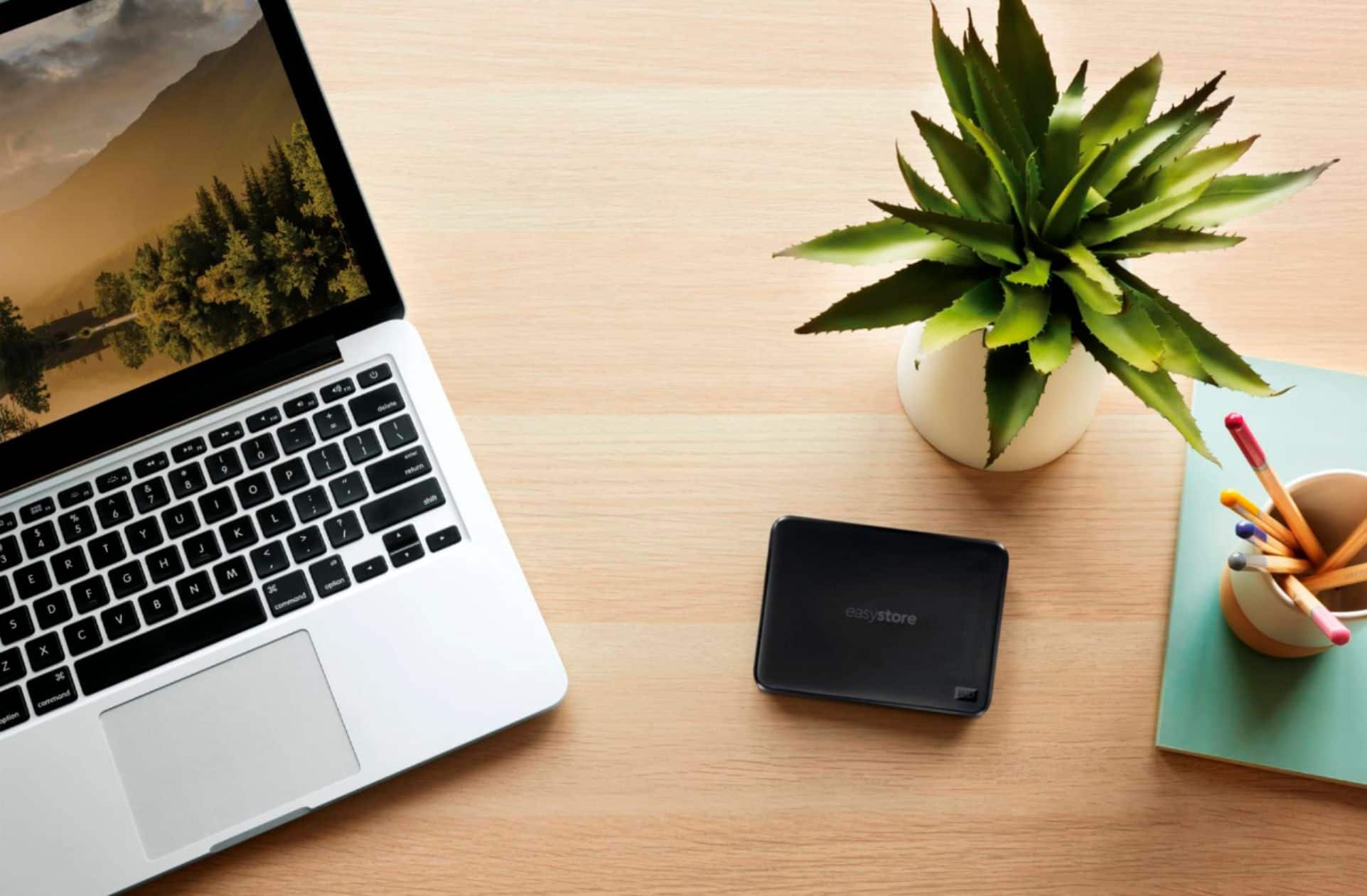 Alt View 14. WD - Easystore 1TB External USB 3.2 Gen 1 Portable Hard Drive - Black.