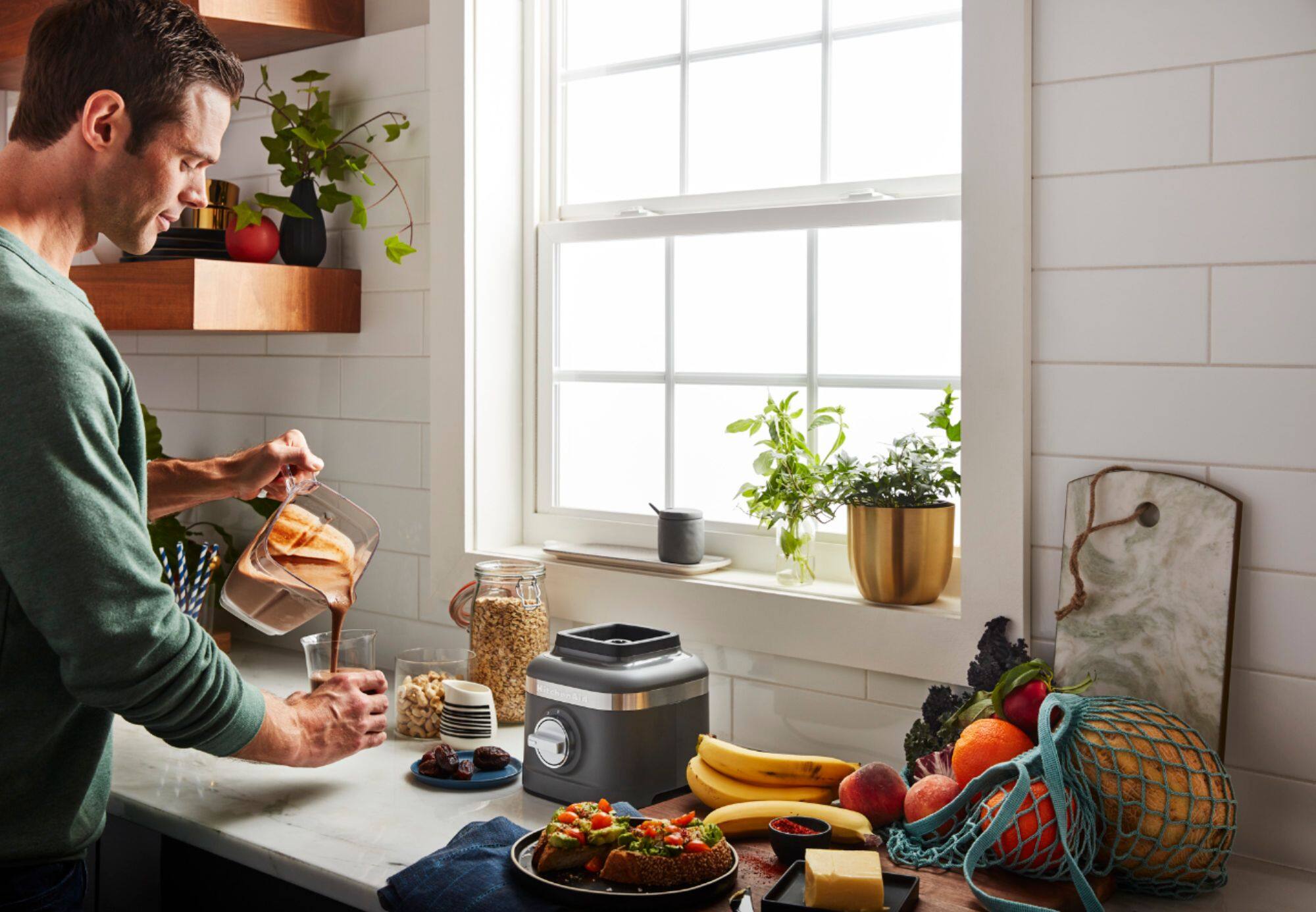 Alt View 12. KitchenAid - 3-Speed Blender - Matte Charcoal Gray.