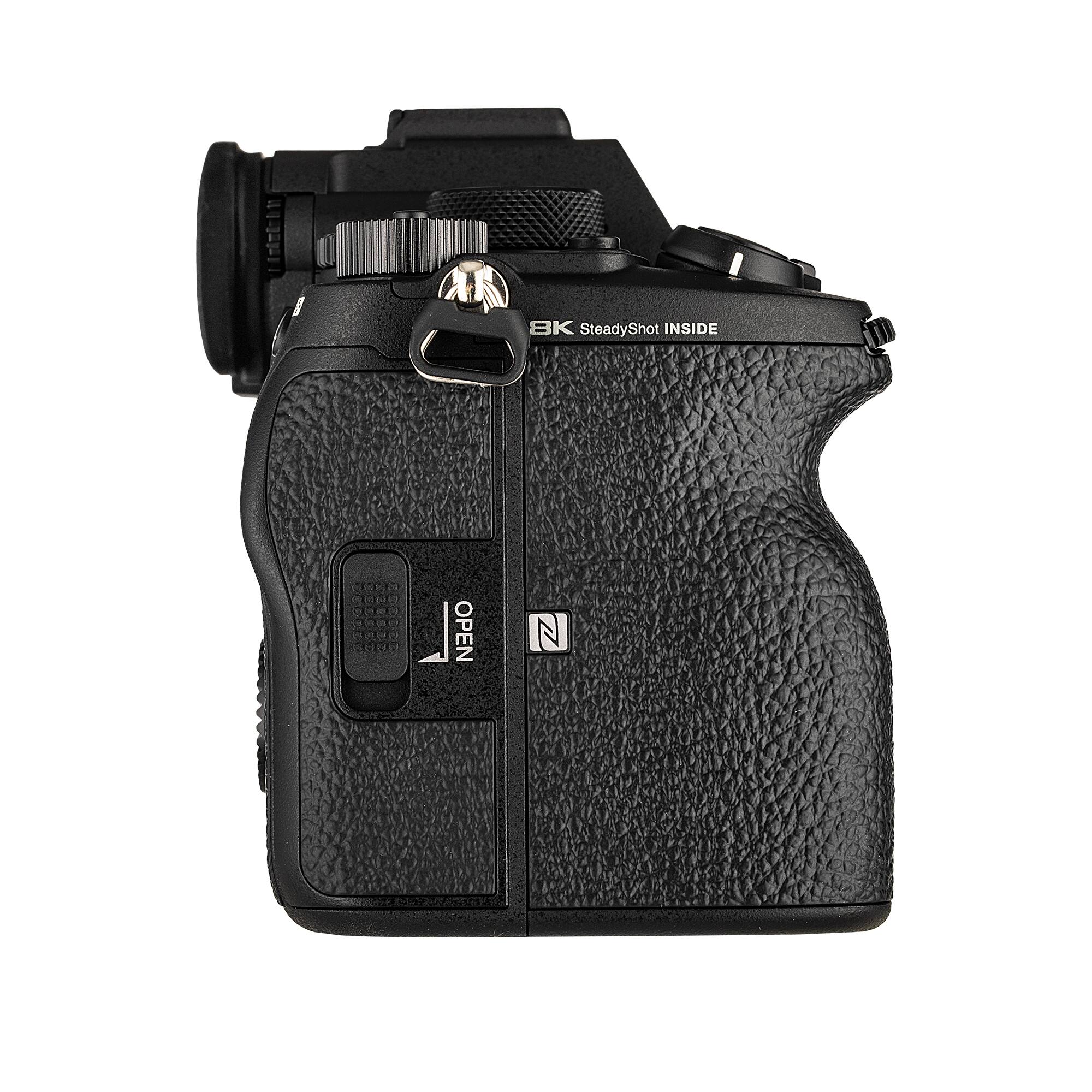 8K SteadyShot INSIDE  
OPEN