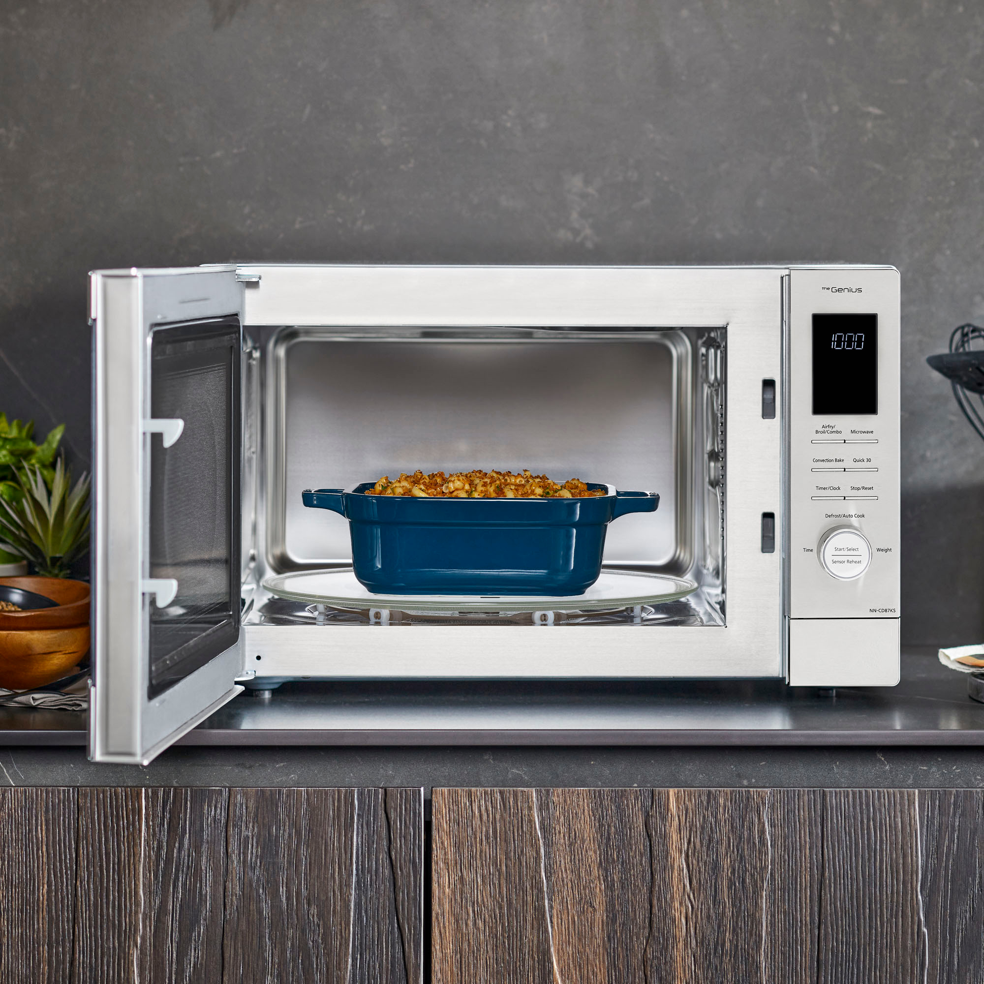 Panasonic HomeChef 4-in-1 Microwave Oven Review