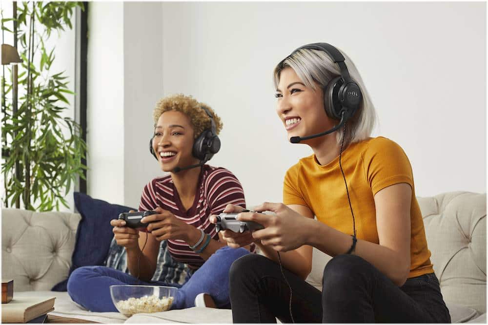 Alt View 23. JBL - Quantum 300 Wired Stereo Gaming Headset for PC, PS4, Xbox One, Nintendo Switch and Mobile Devices - Black.