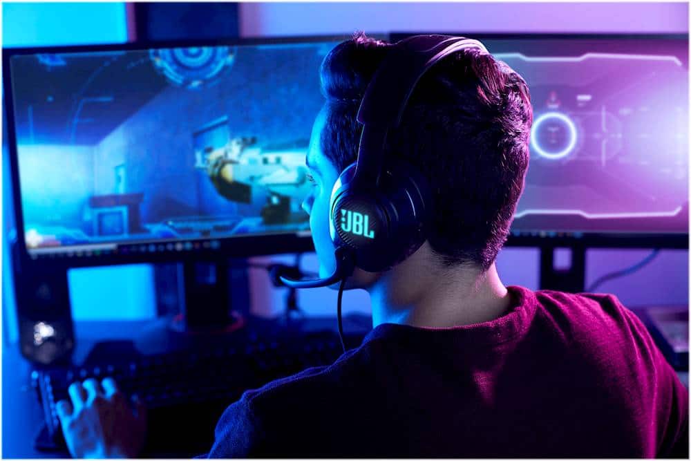 Alt View 24. JBL - Quantum 400 RGB Wired DTS Headphone:X v2.0 Gaming Headset for PC, PS4, Xbox One, Nintendo Switch and Mobile Devices - Black.