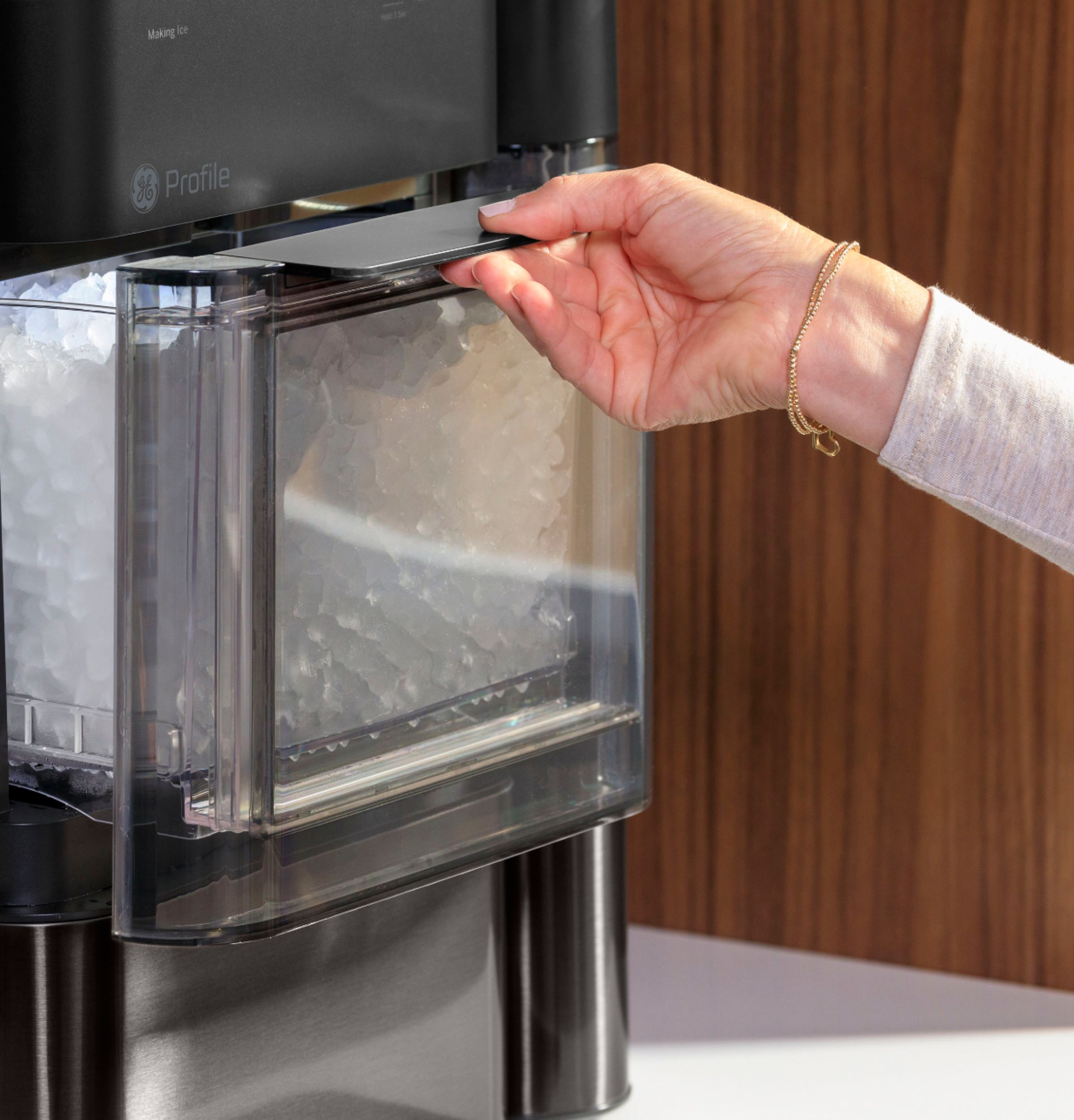 Opal™ nugget ice maker